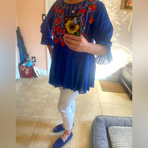Embroidered tunic - Picture 1 of 15